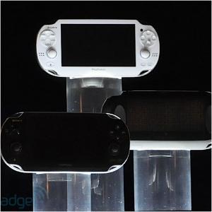 PlayStation VITA 是SONY新一代次时代掌上游戏机，支持wifi和3G联网，竞争目标是苹果iPod Touch以及市面上诸多智能手机与平板电脑。目前，只有Wifi版售价为249美元，3G版售价为299美元。 2011年6月7日，索尼公司在E3游戏大展上公布了下一代智能型掌上游戏机的正式名称PlayStation Vita。据  PSVITA全视图称，索尼这一新设备的竞争目标是苹果i...