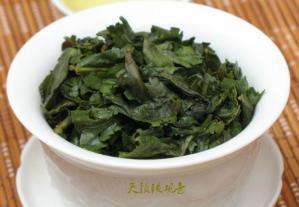 天颖茶叶专业批发铁观音、大红袍、正山小种、茉莉花茶、碧螺春、金丝毫红茶、普洱茶、精品茶具。 天颖茶叶淘宝网⑴ 地址：福建厦门市思明区莲前东路23号 手机：13850088037. 电话：0592-5992037