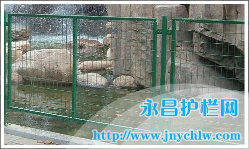 济南永昌护栏以产品质量求生存，以信誉求发展，以完善的服务竭诚为国家公路、铁路、建筑和各工、矿、企事业单位等领域现代化建设作出应有的贡献。我们将竭诚为您提供优质的产品和服务！更多咨询请登录⑴